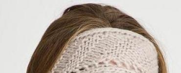 Wunderschönes DIY-Stirnband aus Fleece oder Drapierung